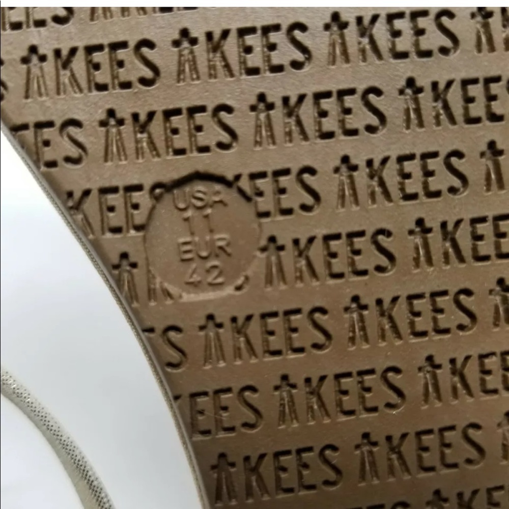 Beautiful TKEES gold flips!